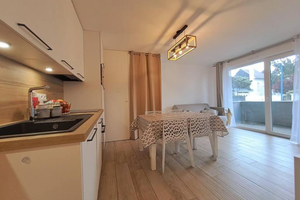 Appartement A Quelques Pas De La Mer Et Du Centre Мерлимон-Плаж Экстерьер фото